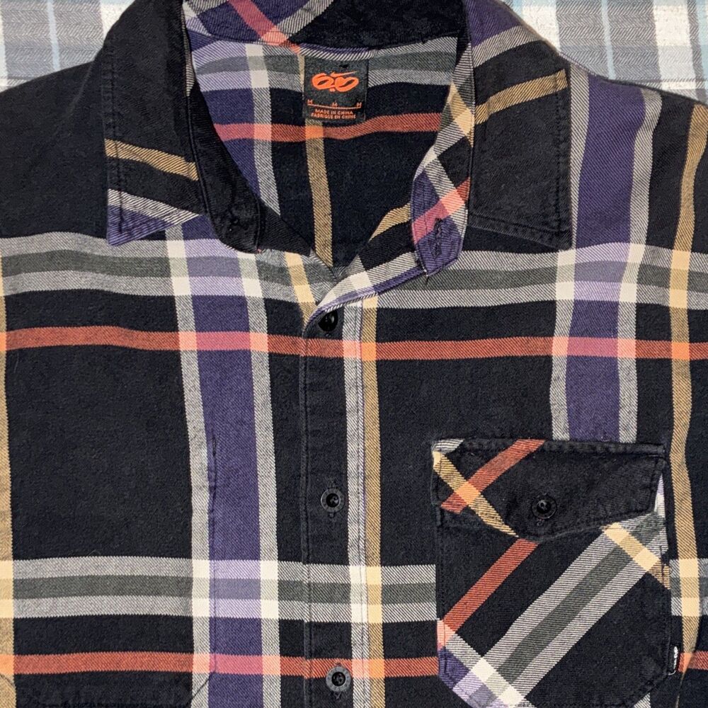 Nike 6.0 Men's Long Sleeve Flannel Button-Up Shirt Size Medium Plaid Skate
